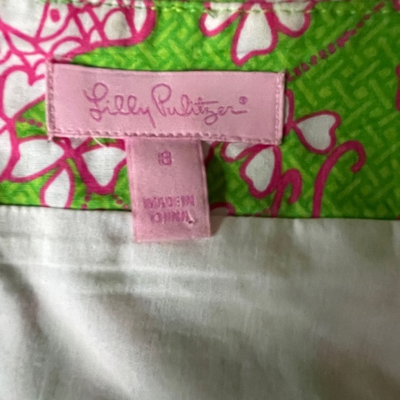 Lilly Pulitzer Ruffled Skirt, Green an Oink Butterfly Pattern, Pockets, 8 - Picture 2 of 9
